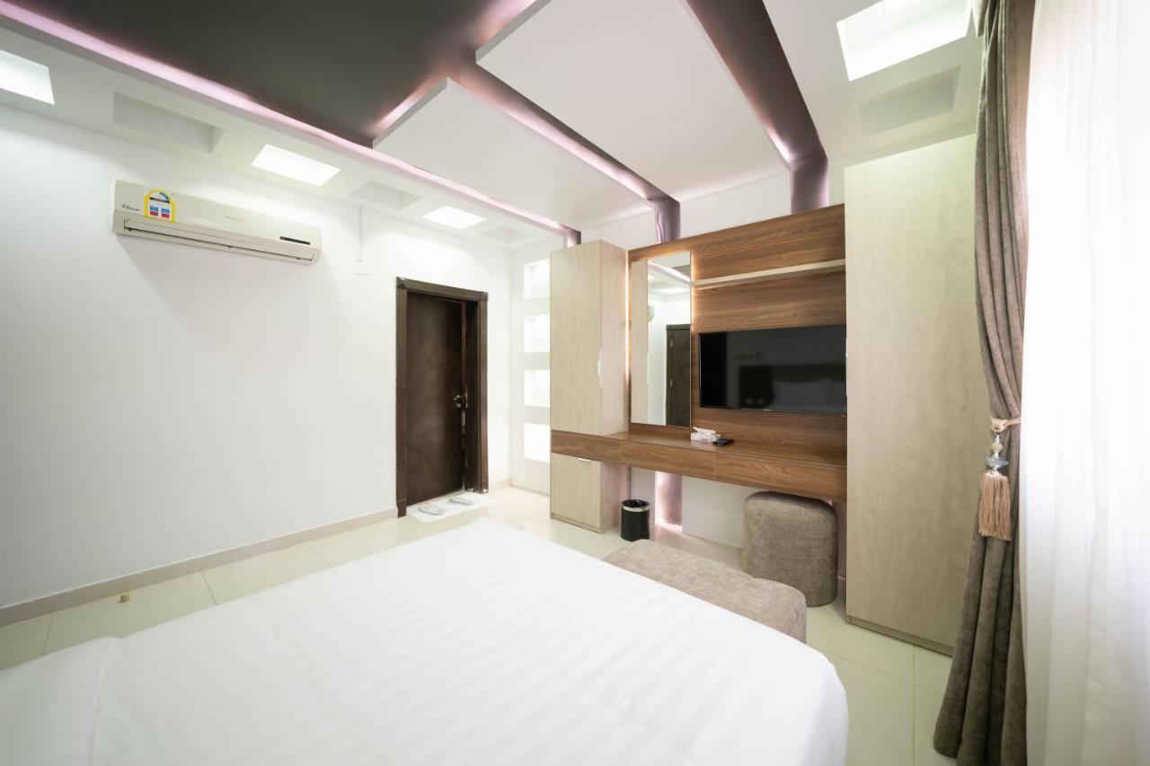 Mirada Gold Jizan - Resort & Private Pools Zewnętrze zdjęcie A room at the hotel