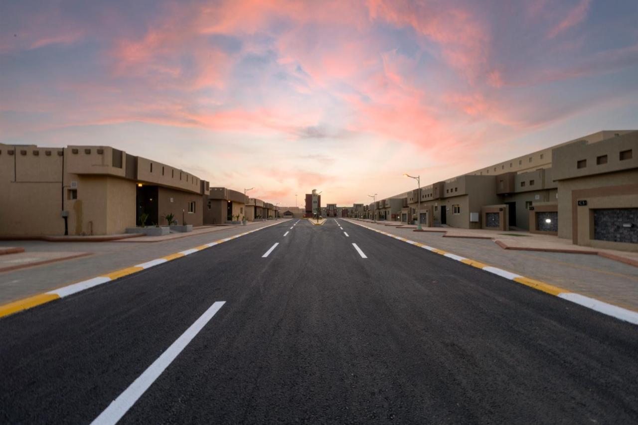 Mirada Gold Jizan - Resort & Private Pools Zewnętrze zdjęcie Residential neighborhood in Al-Shaqra
