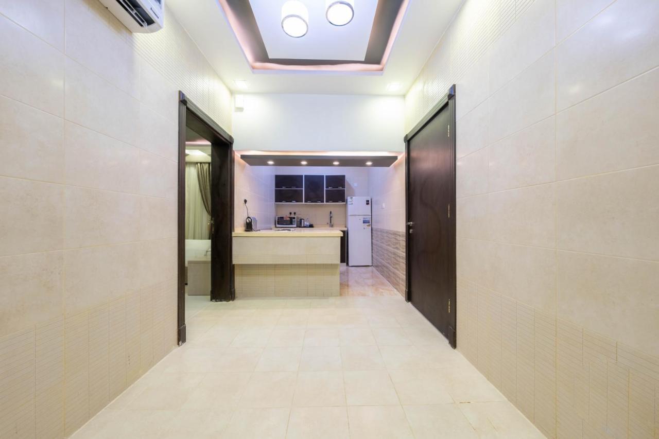Mirada Gold Jizan - Resort & Private Pools Zewnętrze zdjęcie A typical studio apartment in Hong Kong
