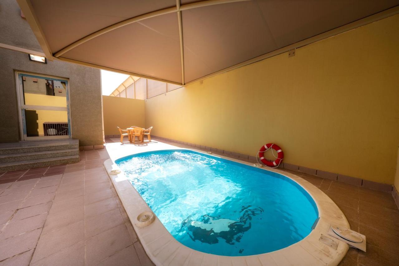 Mirada Gold Jizan - Resort & Private Pools Zewnętrze zdjęcie Swimming pool at the hotel